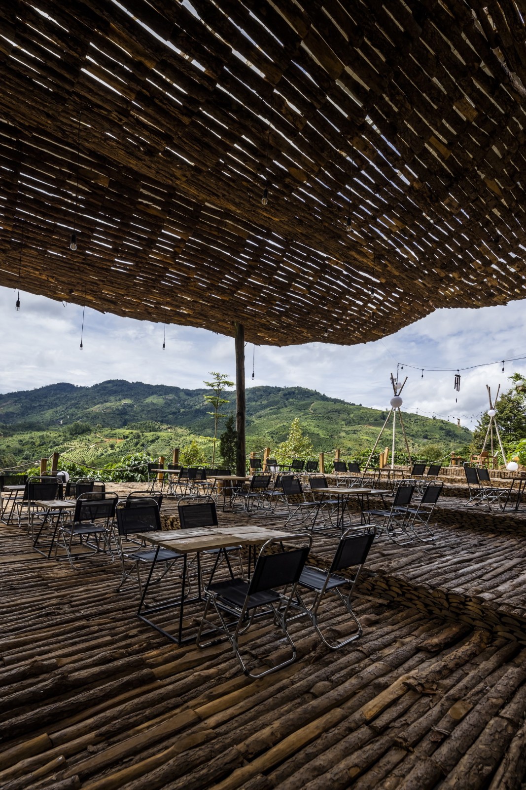 BIM建筑|隐隐看向天空，阮氏咖啡 / The Bloom