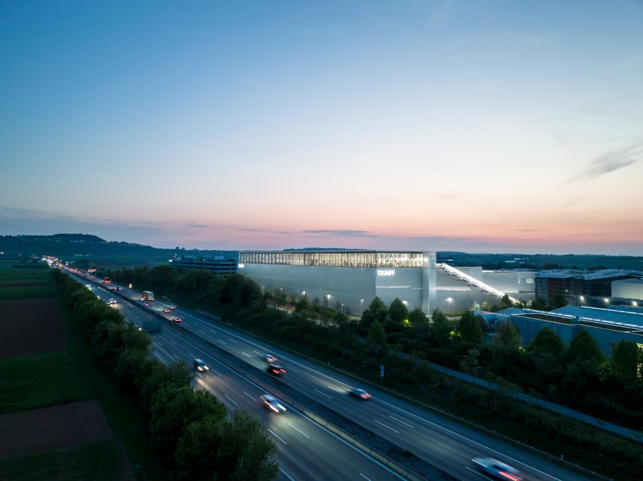 BIM建筑|空中健身，通快集团运动中心 / Barkow Leibinger