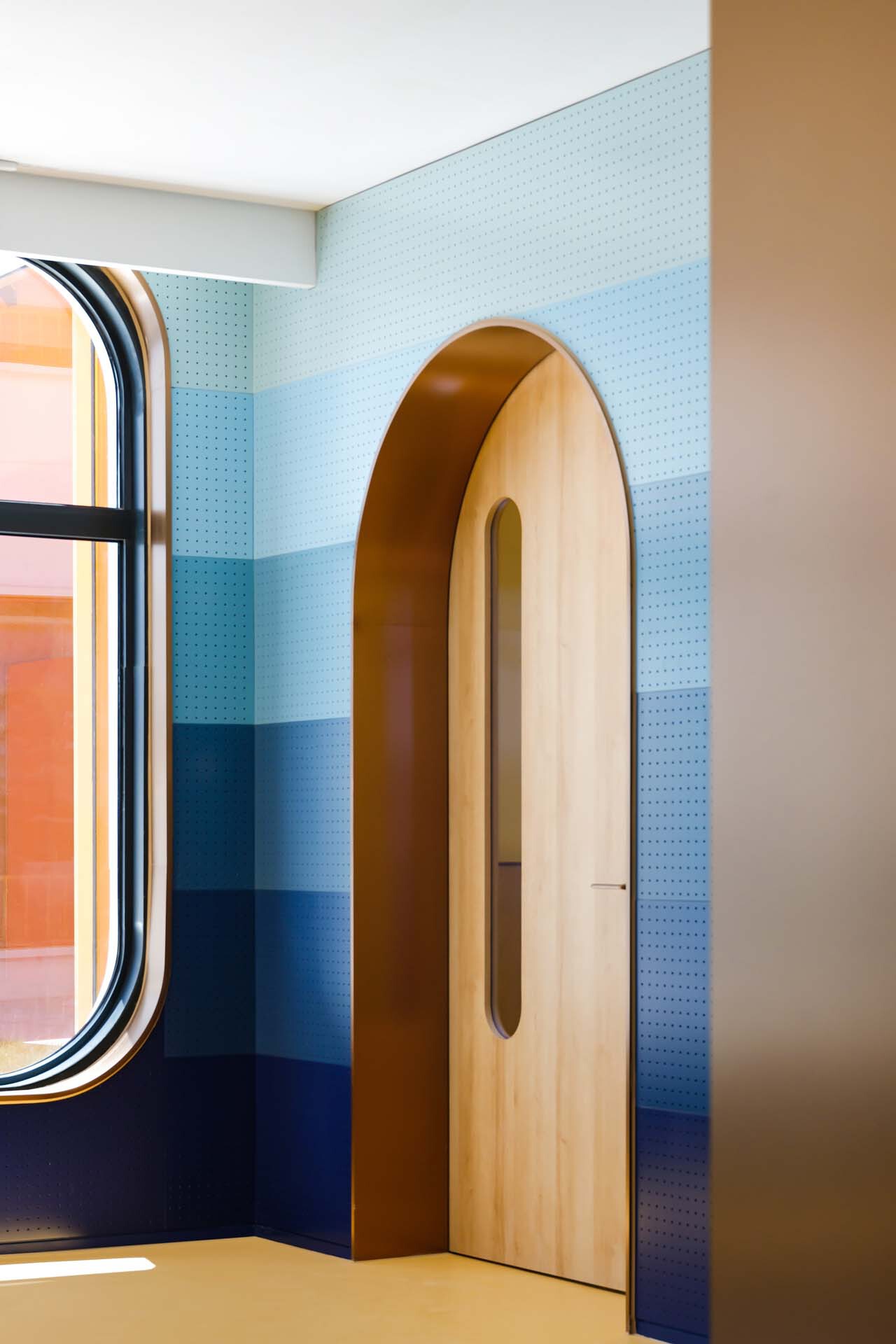 BIM建筑|金昌蒙德斐尔.幼儿园 / 零壹城市建筑事务所