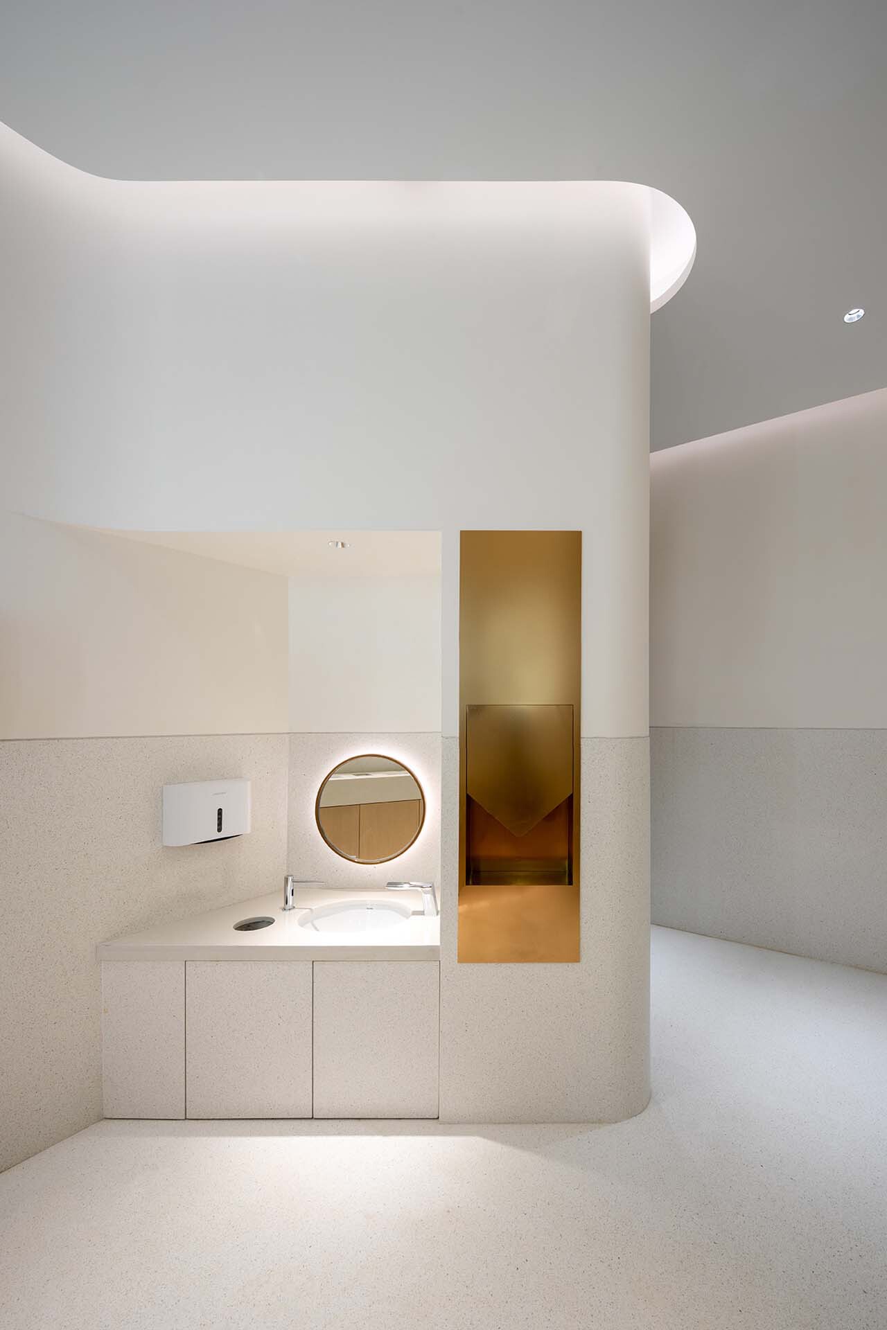 BIM建筑|蔚来交付中心 / Kokaistudios