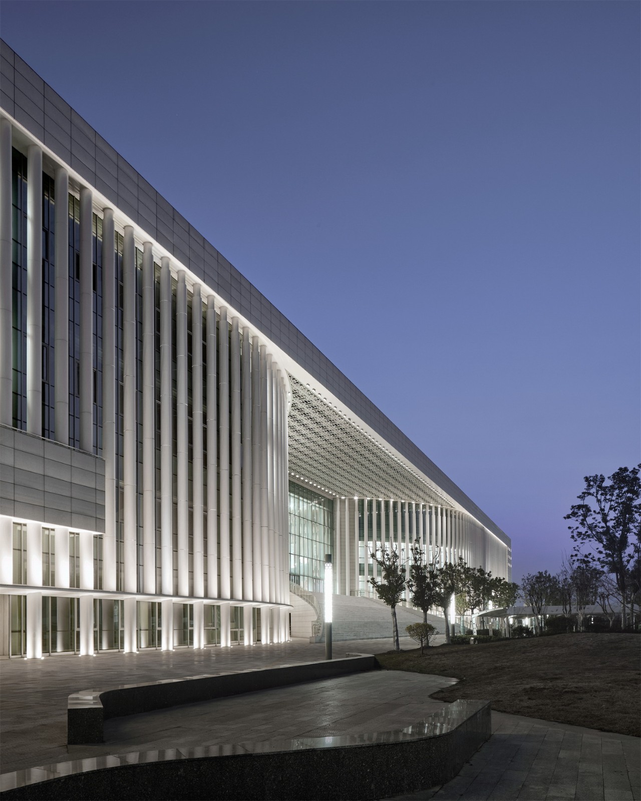 BIM建筑|肥东县大剧院文化馆 / 上海华都建筑规划设计有限公司