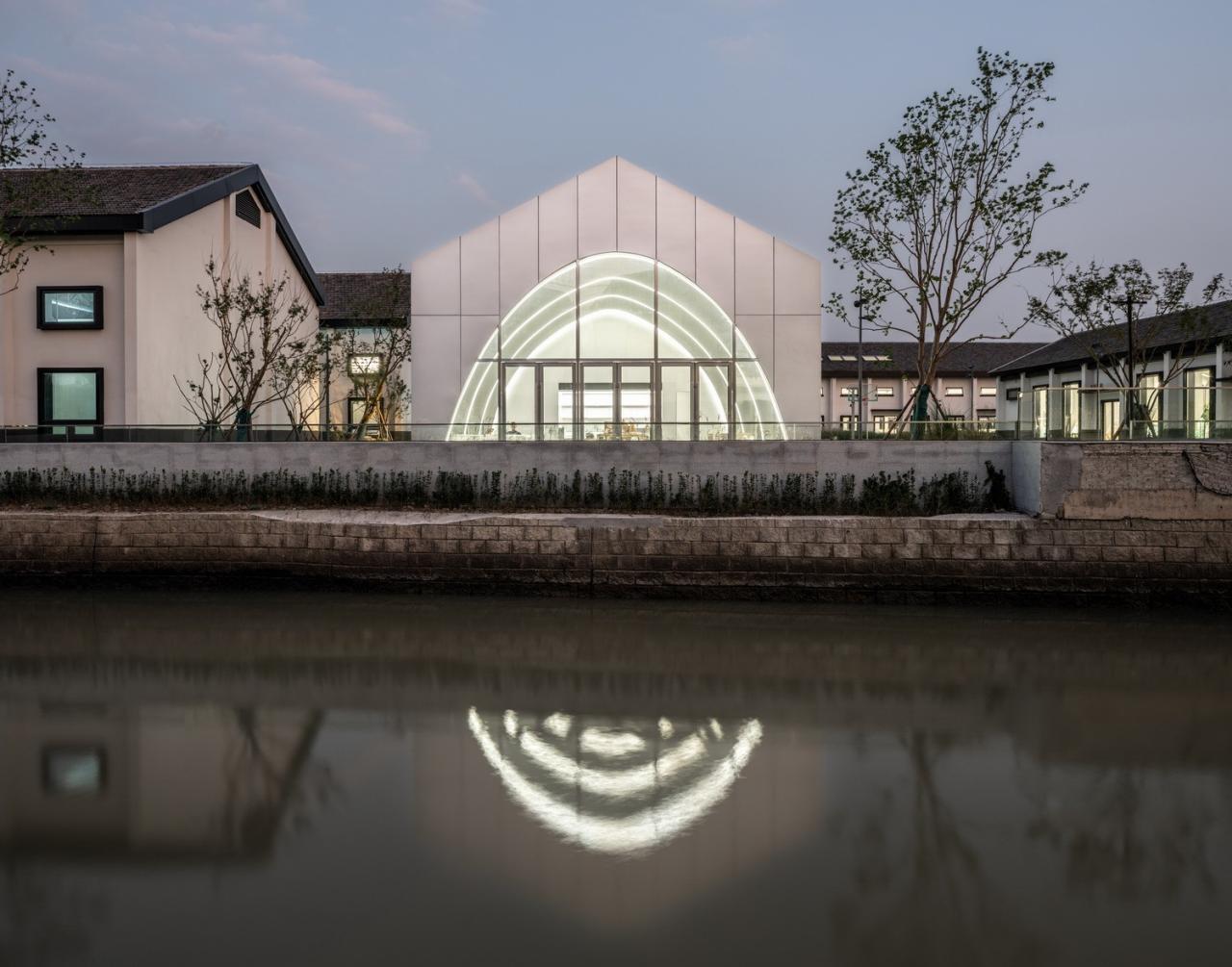 BIM建筑|长三角一体化示范区：丁栅水乡SOHO智慧粮仓 / line+建筑事务所、MLA+