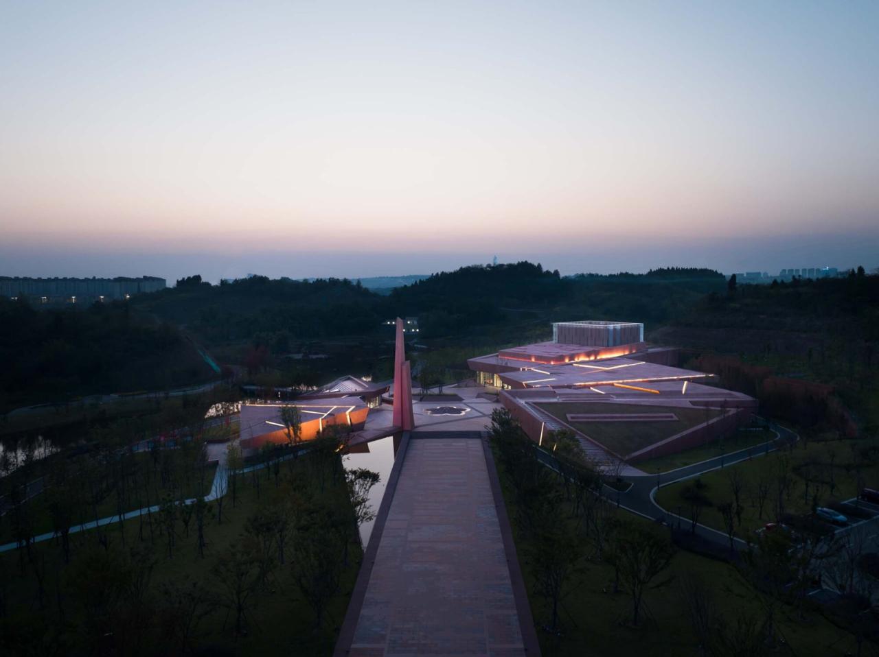 BIM建筑|江姐故里红色教育基地 / 四川省建筑设计研究院