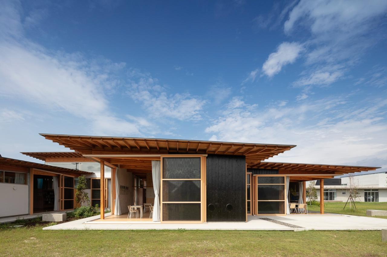 BIM建筑|组团式校园，广岛叡智学院 / CAn