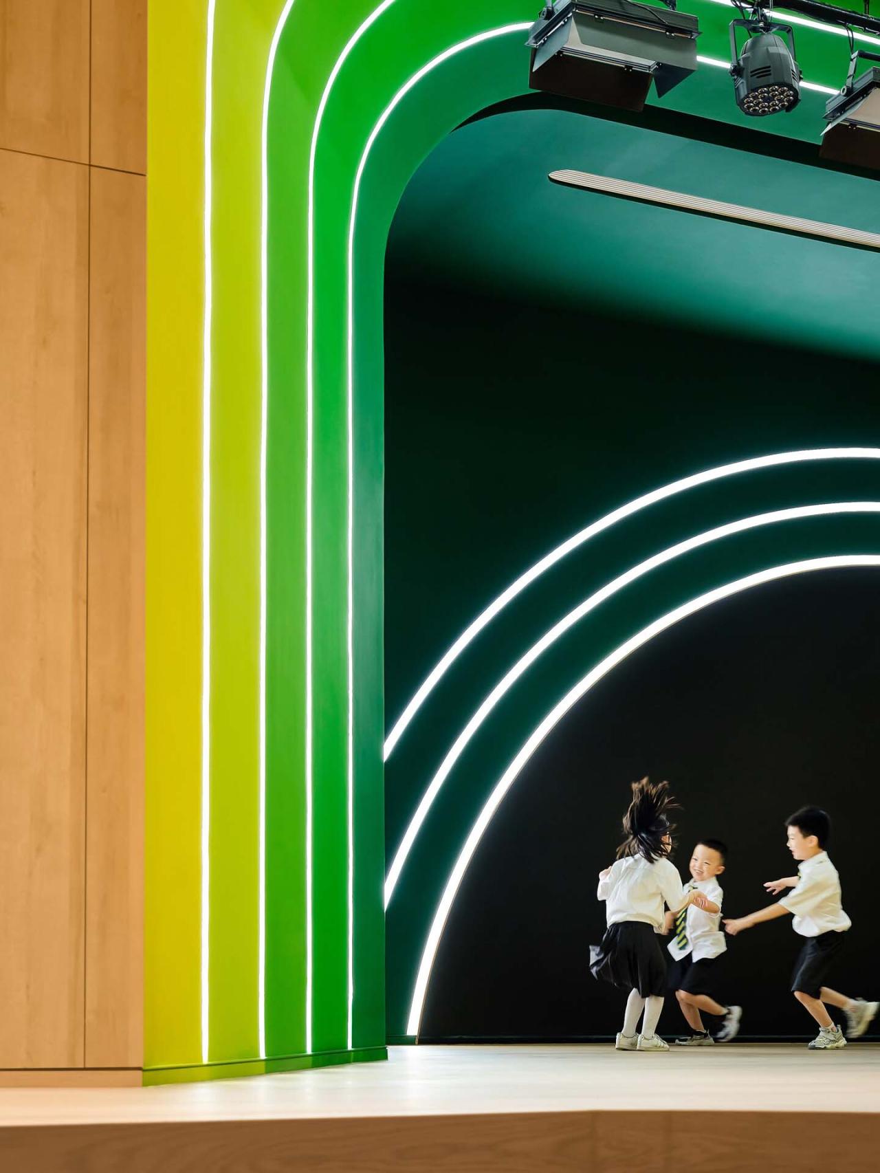 BIM建筑|金昌蒙德斐尔.幼儿园 / 零壹城市建筑事务所