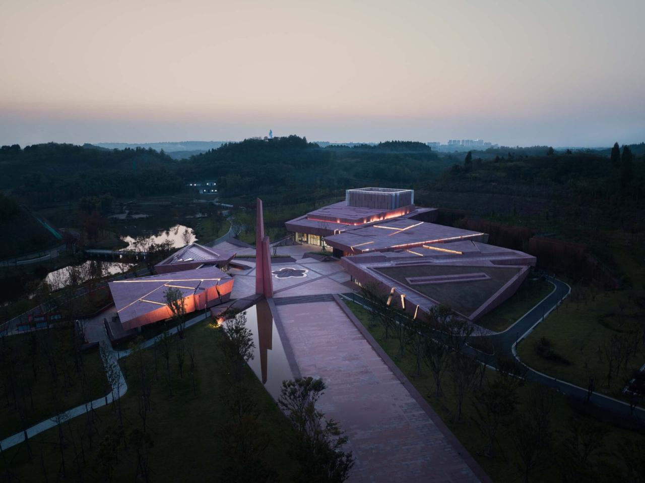 BIM建筑|江姐故里红色教育基地 / 四川省建筑设计研究院