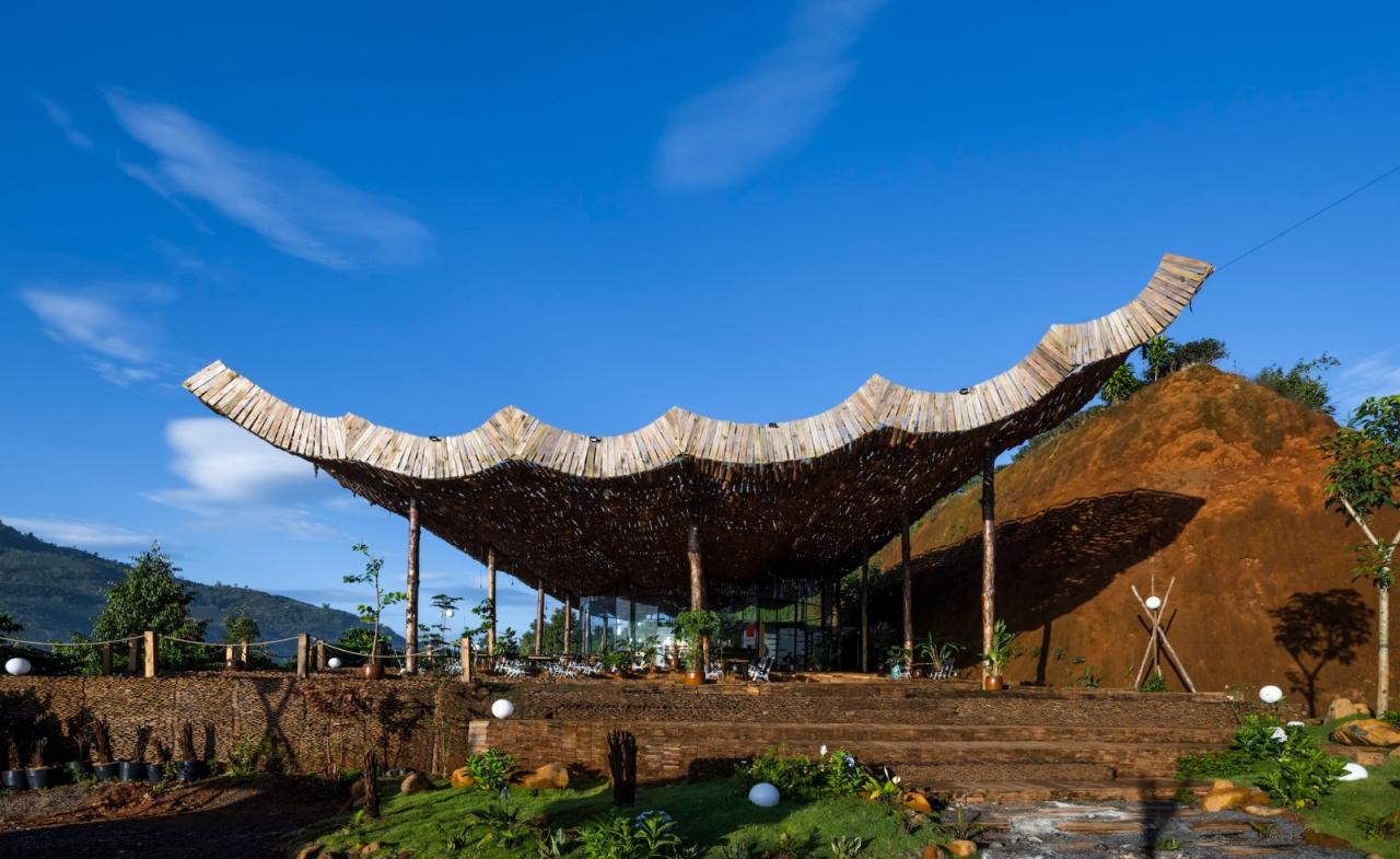 BIM建筑|隐隐看向天空，阮氏咖啡 / The Bloom