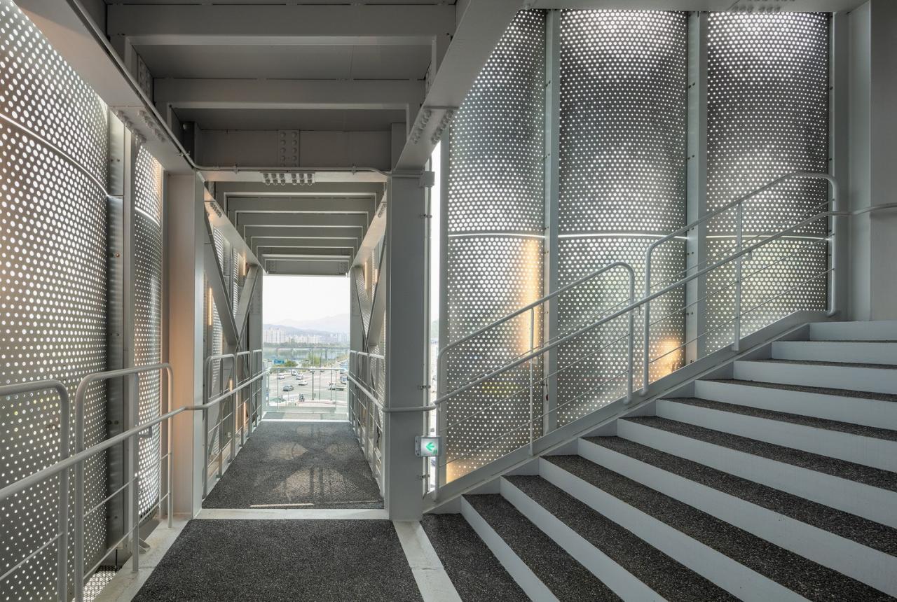 BIM建筑|穿孔板高阶用法，千高原观景台 / Emer-sys