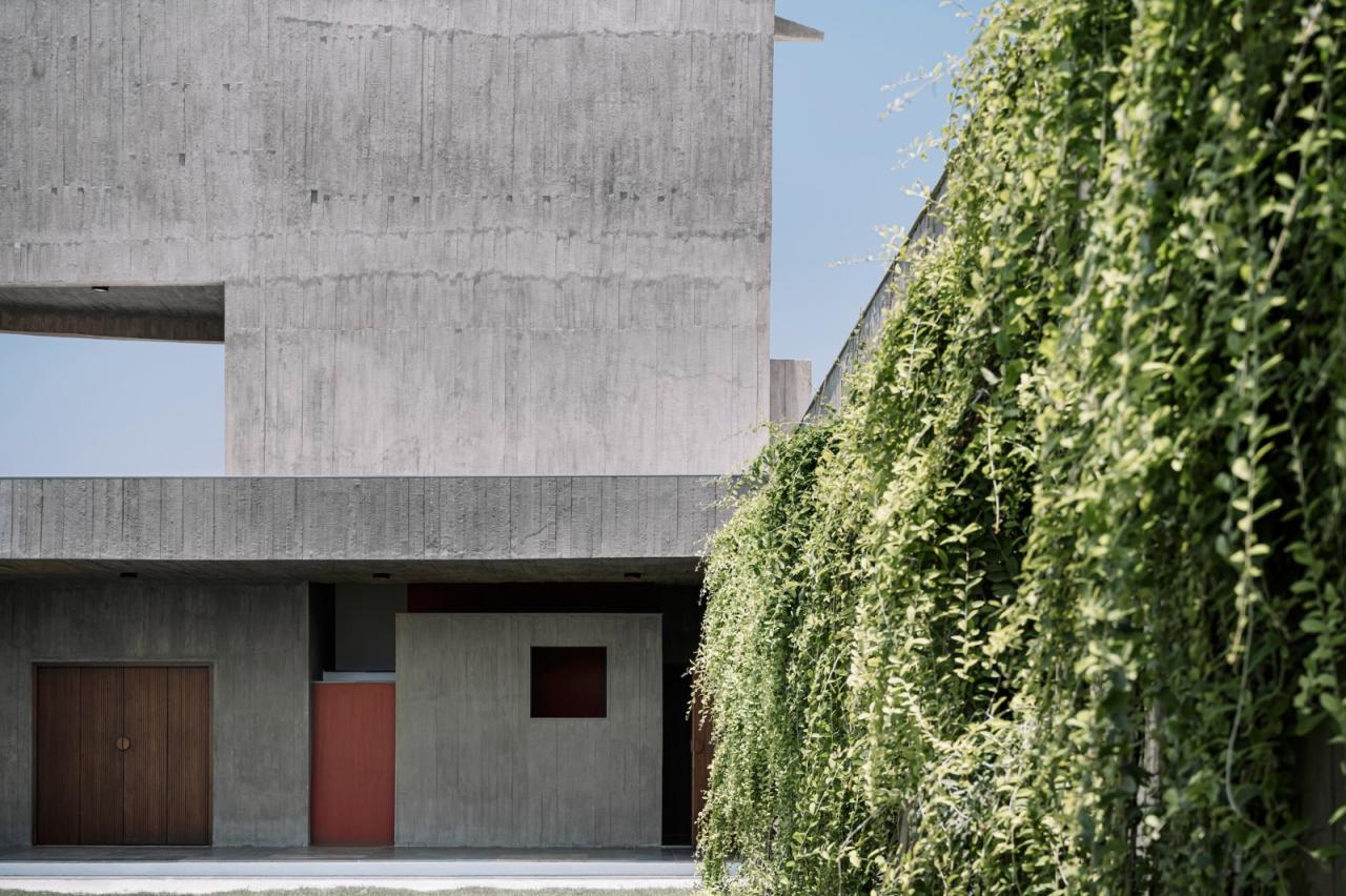 BIM建筑|围合之家 / Design Ni Dukaan