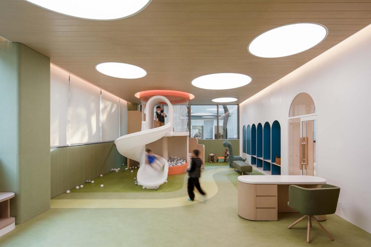 BIM建筑|蔚来交付中心 / Kokaistudios