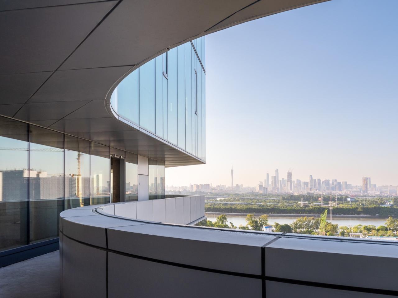 BIM建筑|粤港澳大湾区高性能医疗器械创新中心 / 海茵建筑