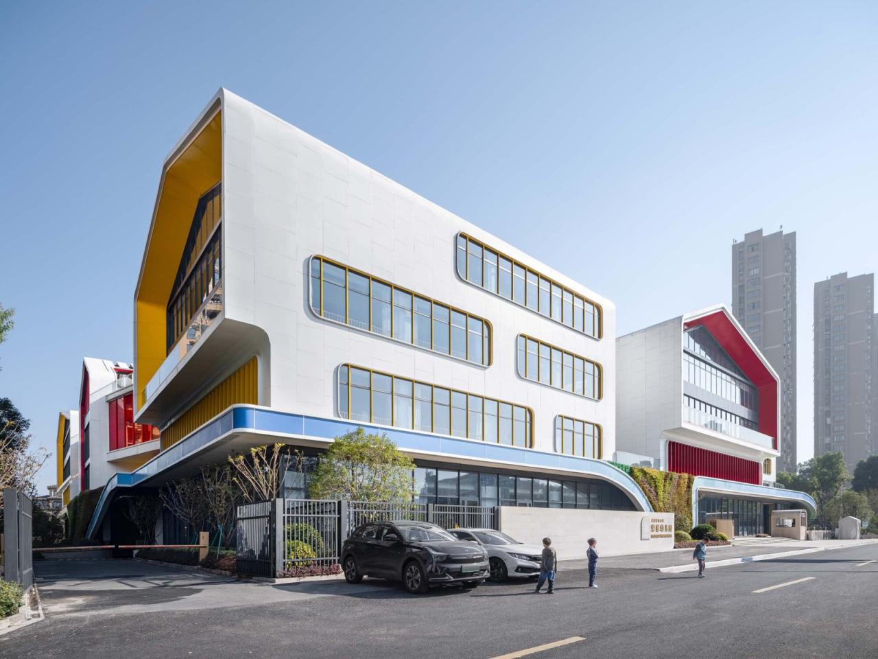 BIM建筑|金昌蒙德斐尔.幼儿园 / 零壹城市建筑事务所