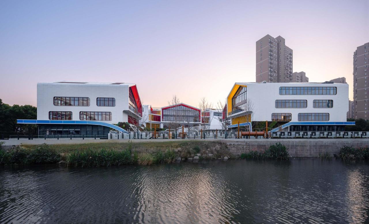 BIM建筑|金昌蒙德斐尔.幼儿园 / 零壹城市建筑事务所