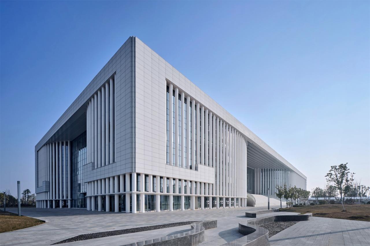 BIM建筑|肥东县大剧院文化馆 / 上海华都建筑规划设计有限公司