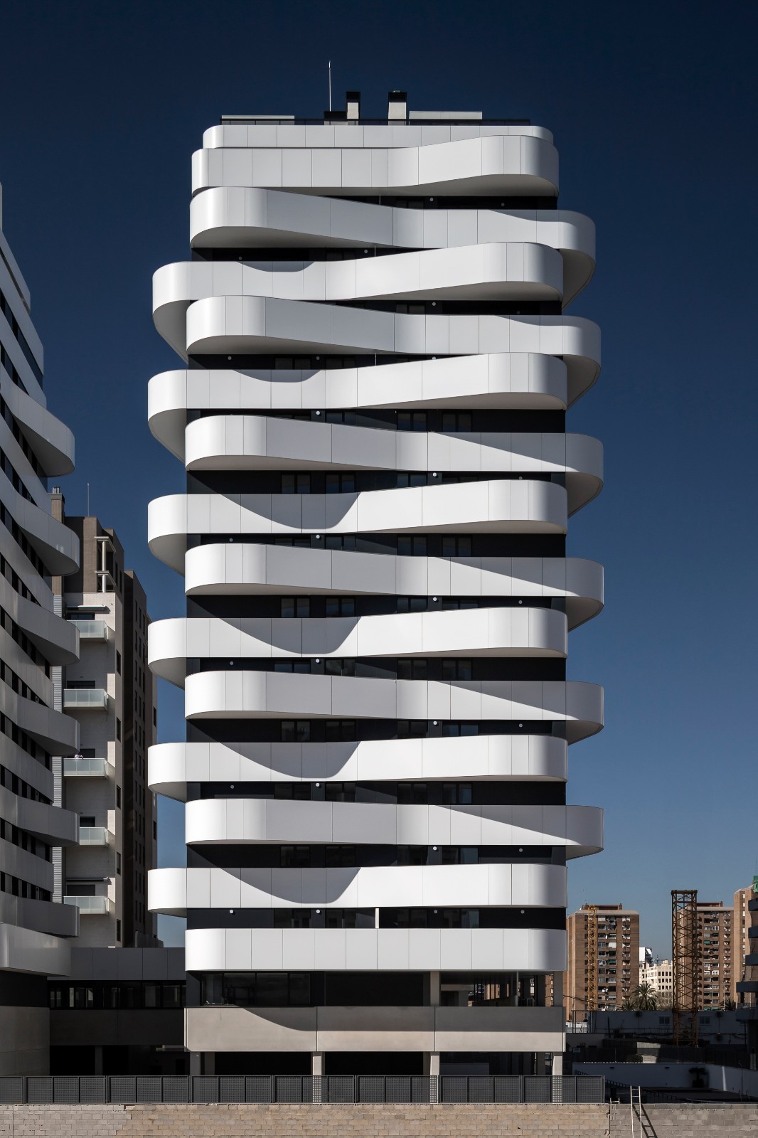 BIM建筑|萨勒之家住宅大楼 / NAC Arquitectos