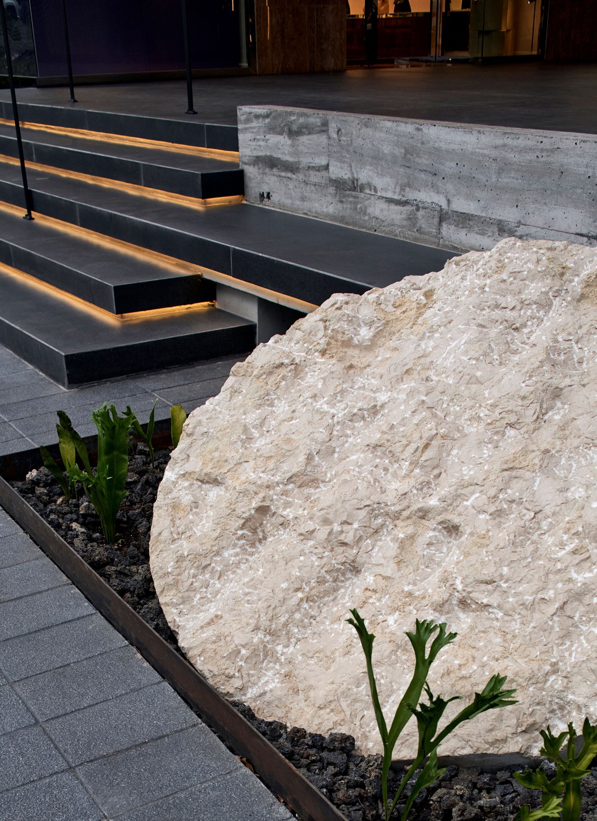 BIM建筑|AEME商业大楼 / Paz Arquitectura