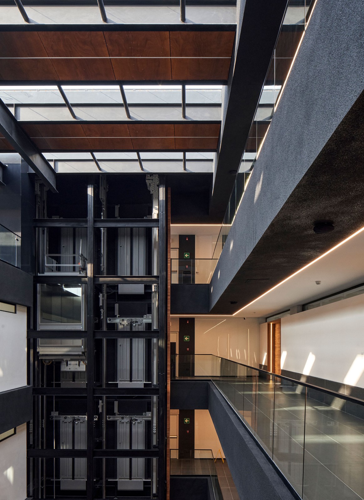 BIM建筑|AEME商业大楼 / Paz Arquitectura