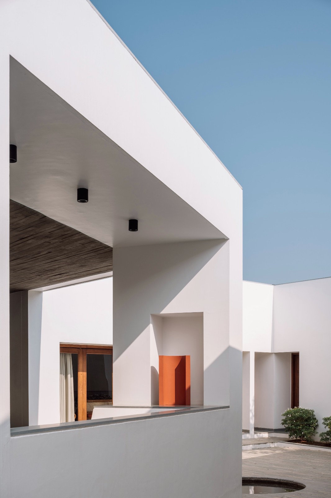 BIM建筑|围合之家 / Design Ni Dukaan