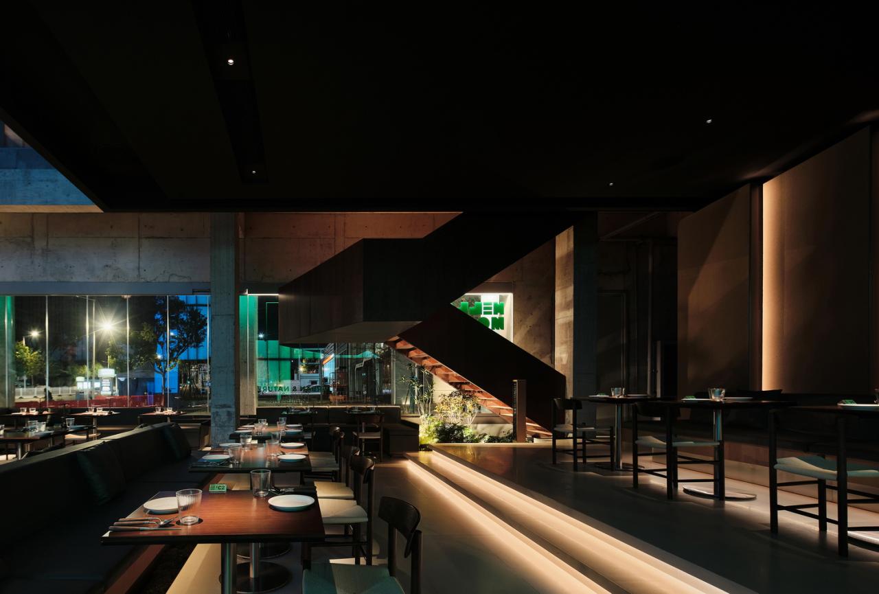 BIM建筑|消融边界的“街边公园”：MOOI ARCHIVE / 三厘社TRIOSTUDIO