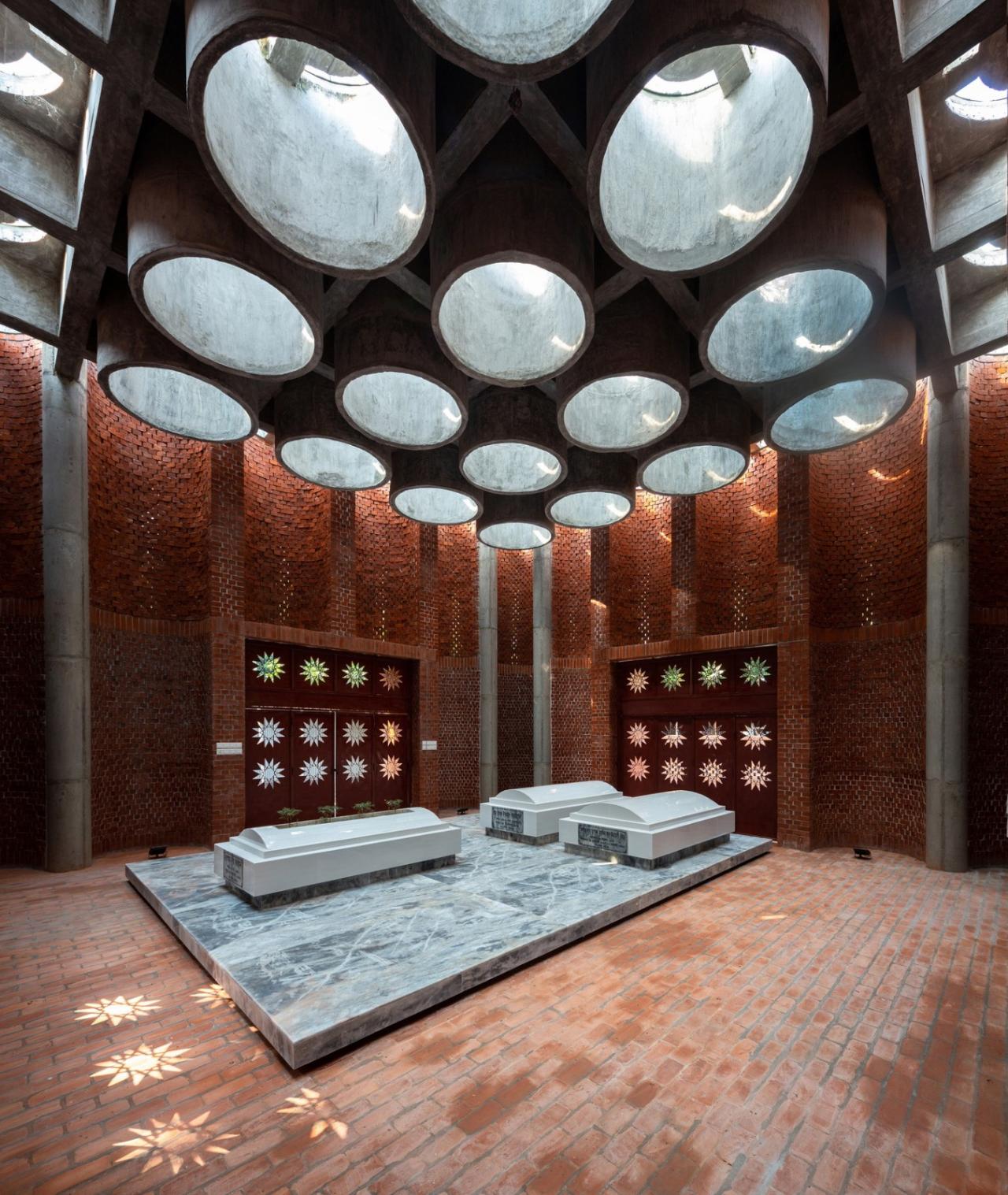 BIM建筑| 陵墓纪念堂，混凝土圆柱‘滴落’ / Sthapotik