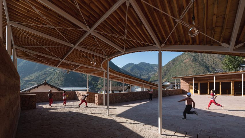 BIM建筑|创盟国际与学生合作创建夯土社区中心