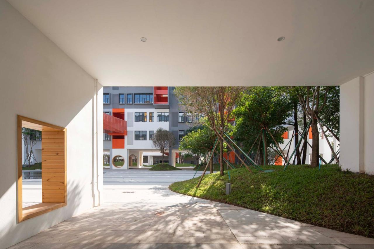 BIM建筑|南海桂城金桂高中 / 竖梁社