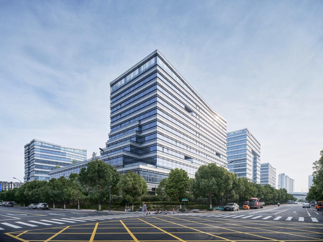 BIM建筑|科创办公：中电海康集团总部 / 中国联合工程有限公司