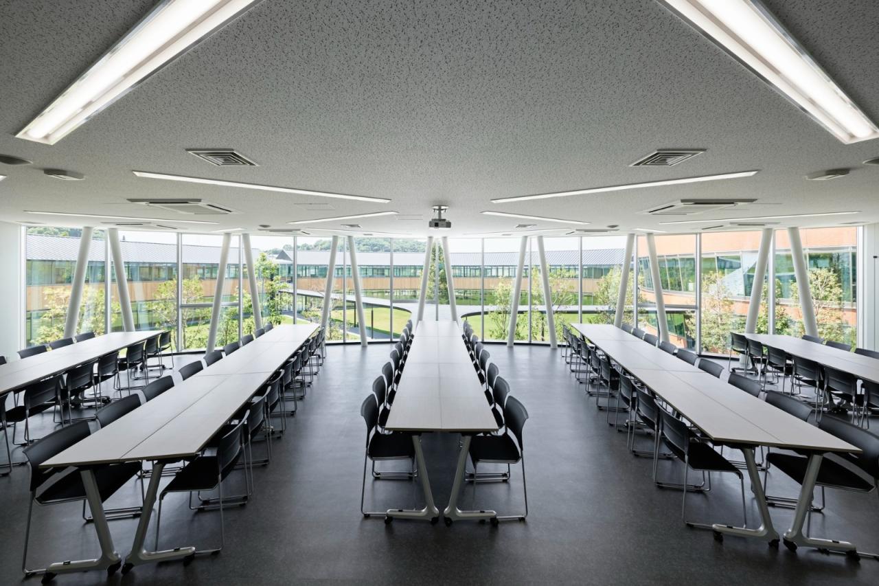 BIM建筑|爱光学园 / 大成建设