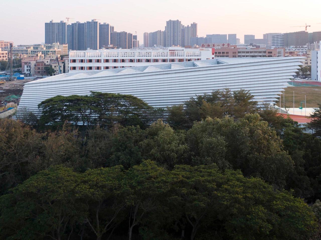 BIM建筑|南海桂城金桂高中 / 竖梁社