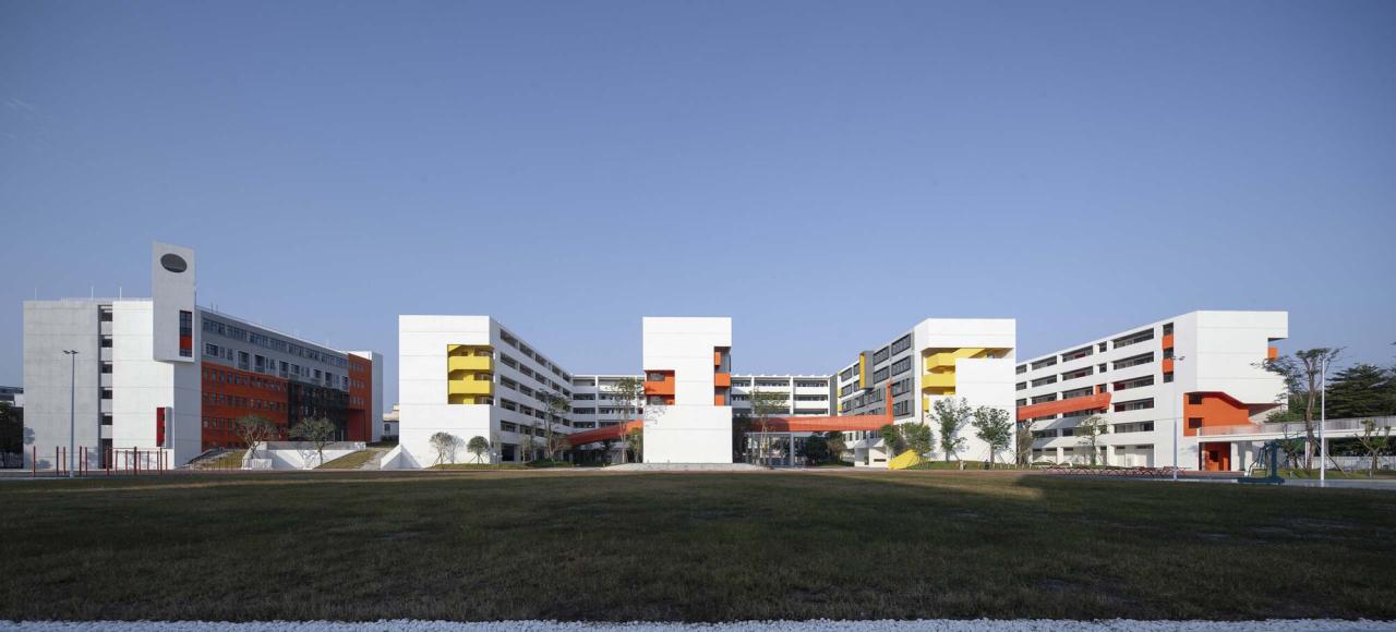 BIM建筑|南海桂城金桂高中 / 竖梁社