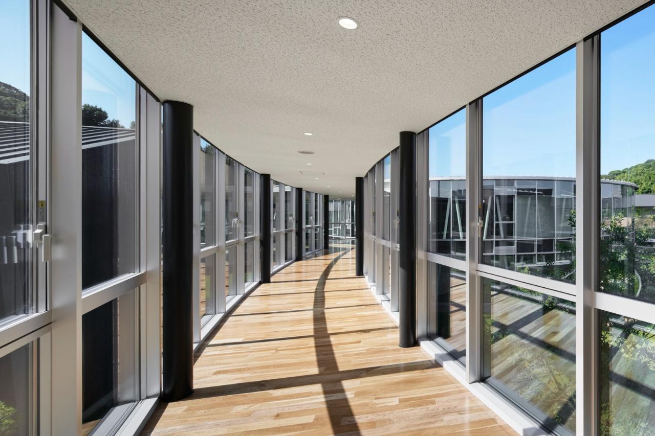 BIM建筑|爱光学园 / 大成建设