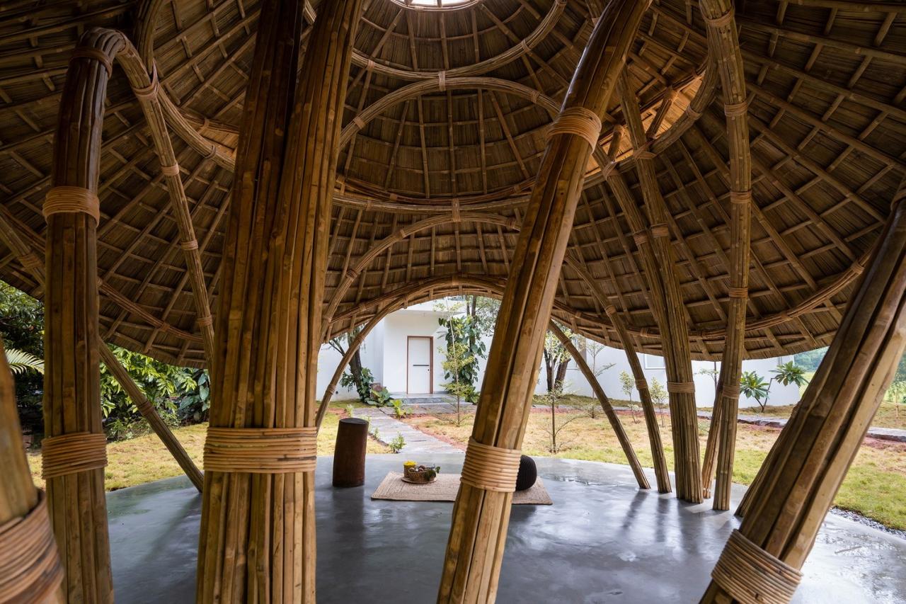 BIM建筑|冥想凉亭 / STUDIOARO