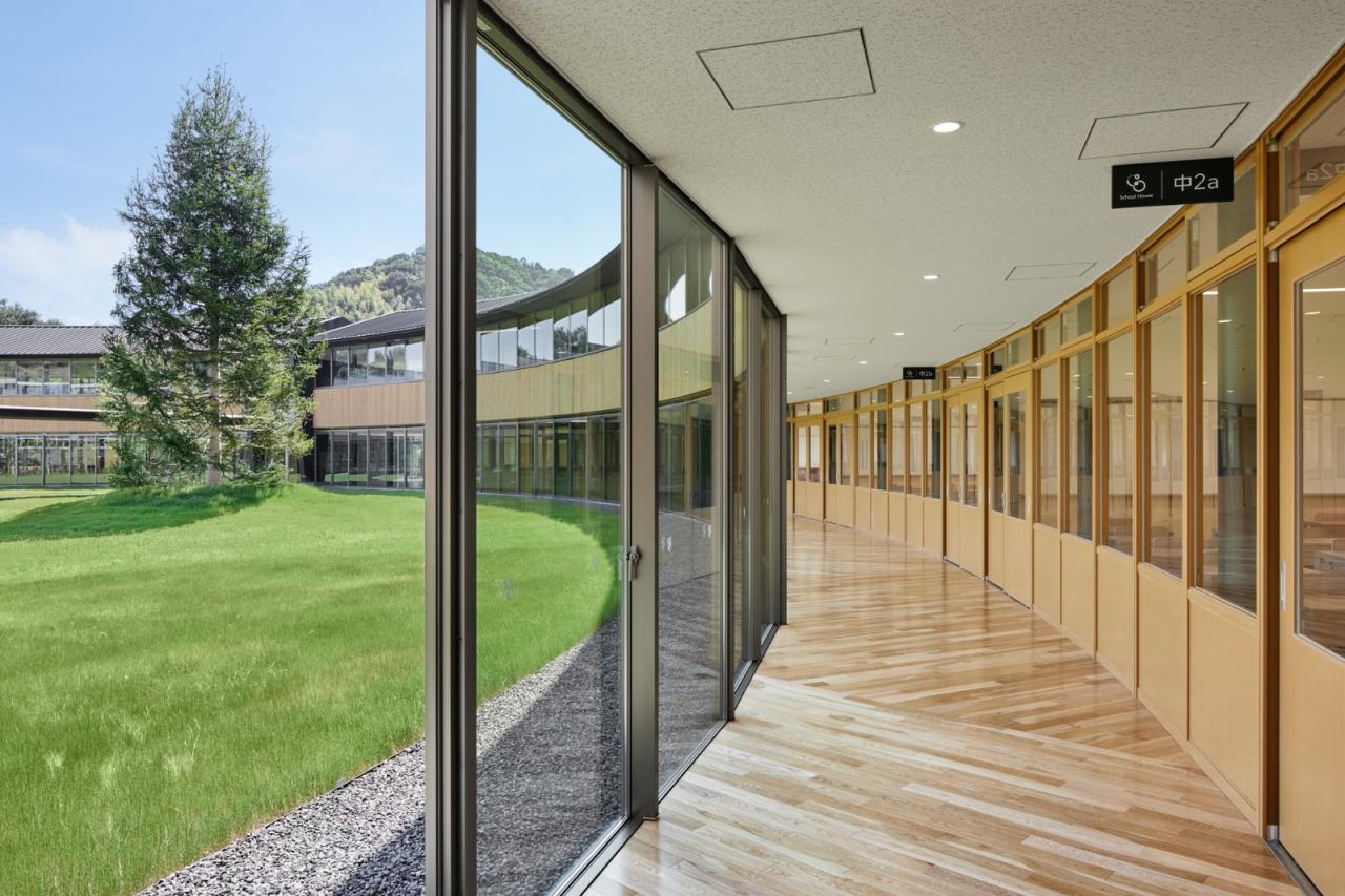 BIM建筑|爱光学园 / 大成建设