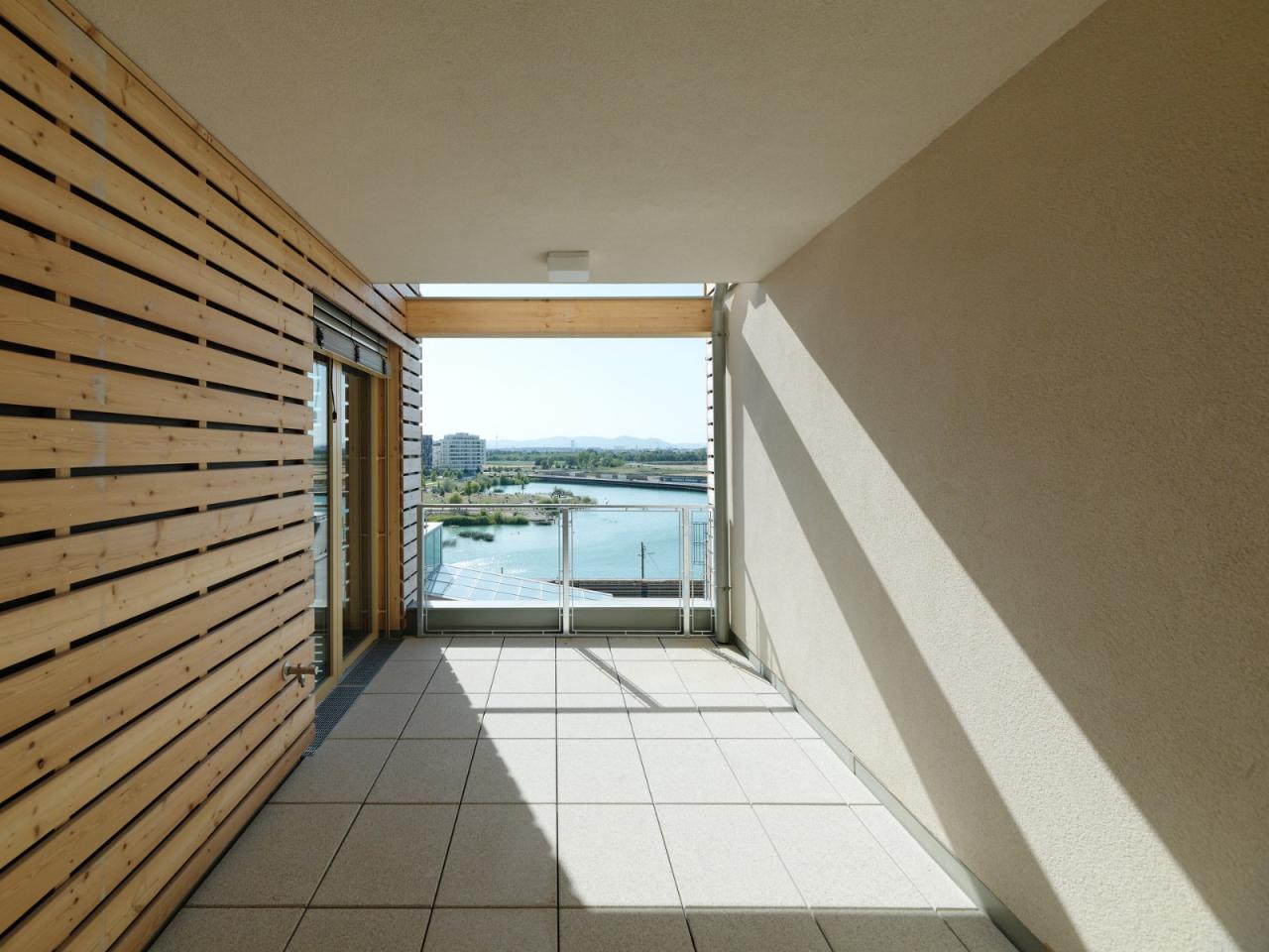 BIM建筑|滨湖论坛公寓 / heri&salli