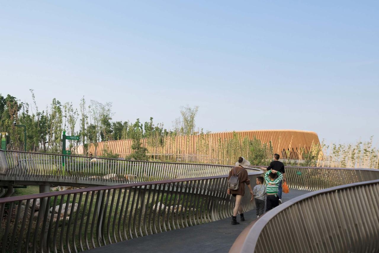 BIM建筑|成都熊猫新舍: 溪谷林壑间的自然栖居 / EID Arch姜平工作室