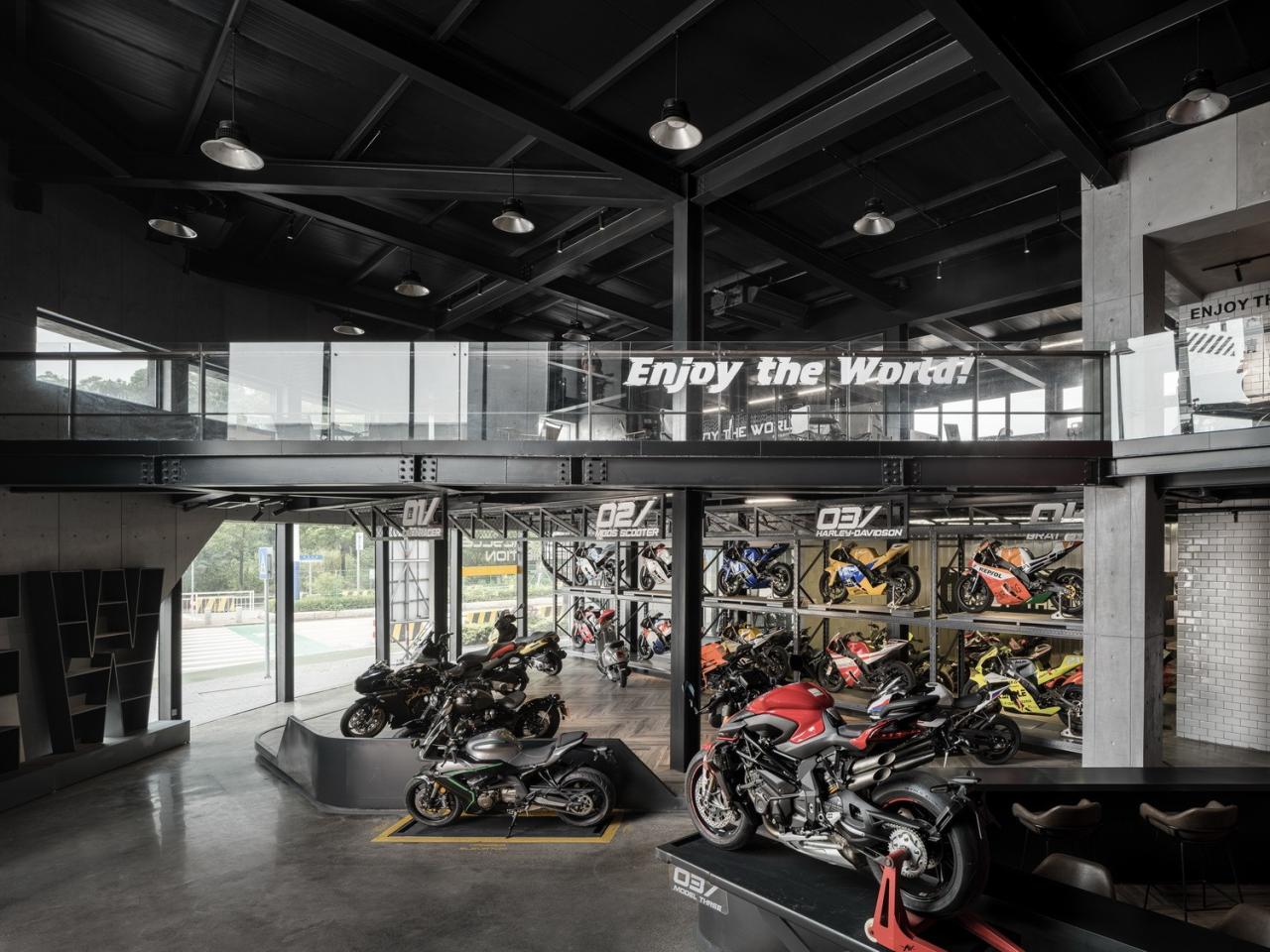 BIM建筑|机器与隐喻的诗学：顺德EW机车展厅 / SN-A超然建筑