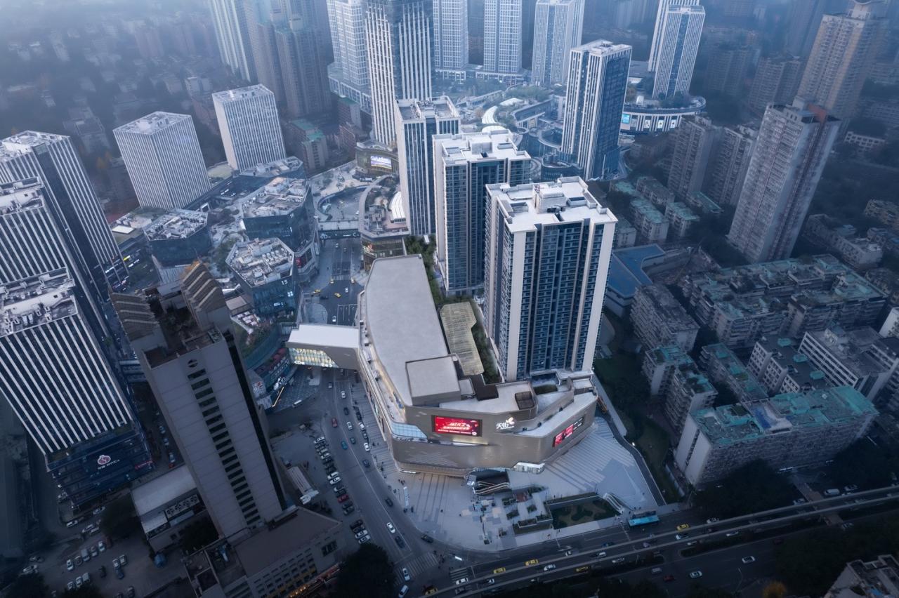 BIM建筑|十年筑造，一座天街一座城：重庆龙湖时代天街E馆 / 成执设计