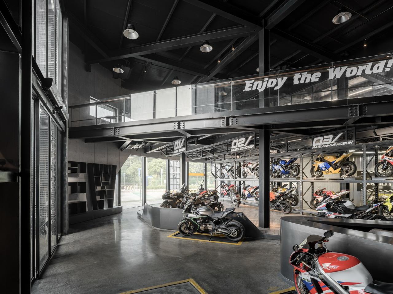 BIM建筑|机器与隐喻的诗学：顺德EW机车展厅 / SN-A超然建筑