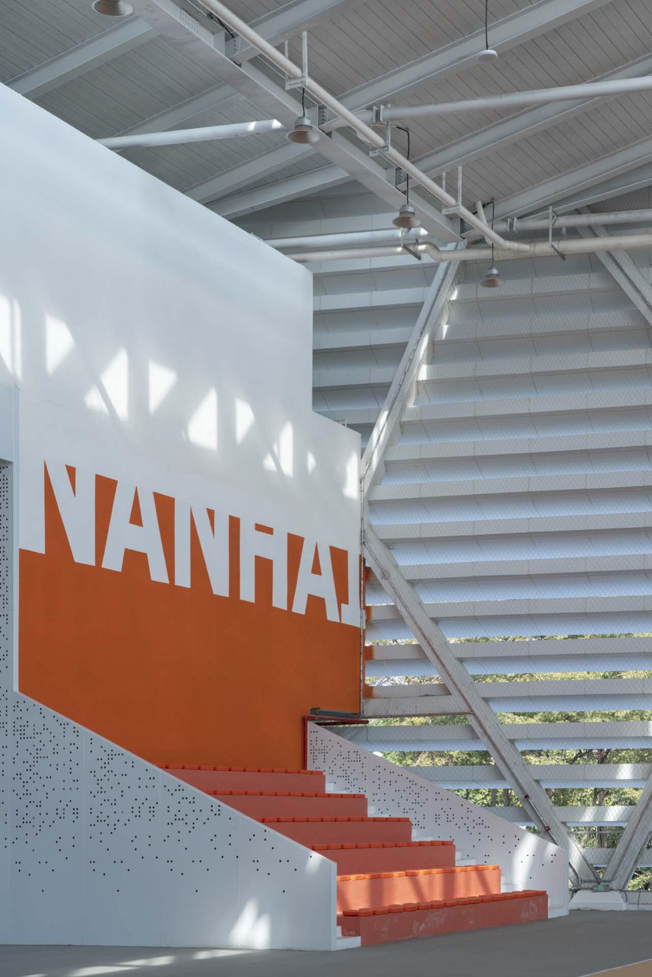 BIM建筑|南海桂城金桂高中 / 竖梁社