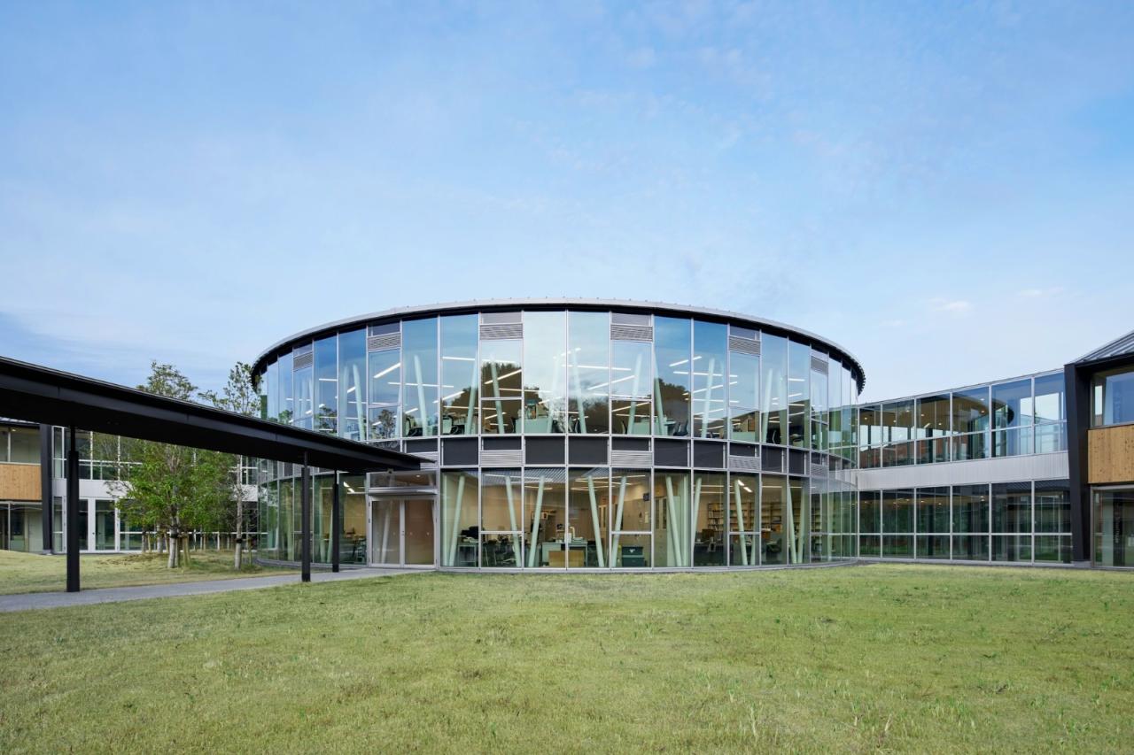 BIM建筑|爱光学园 / 大成建设