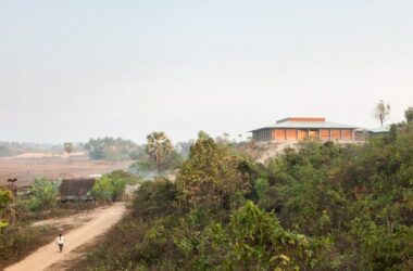 BIM建筑|A+R 工作室设计传统建筑风格的缅甸医院-BIM建筑网