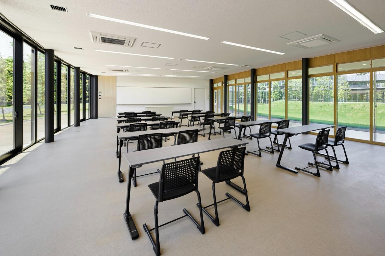 BIM建筑|爱光学园 / 大成建设