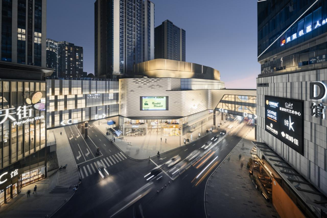BIM建筑|十年筑造，一座天街一座城：重庆龙湖时代天街E馆 / 成执设计