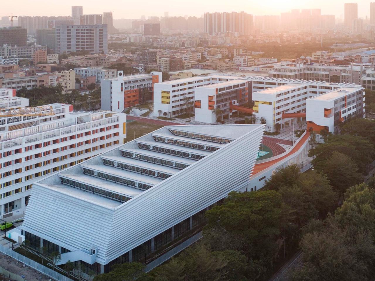 BIM建筑|南海桂城金桂高中 / 竖梁社