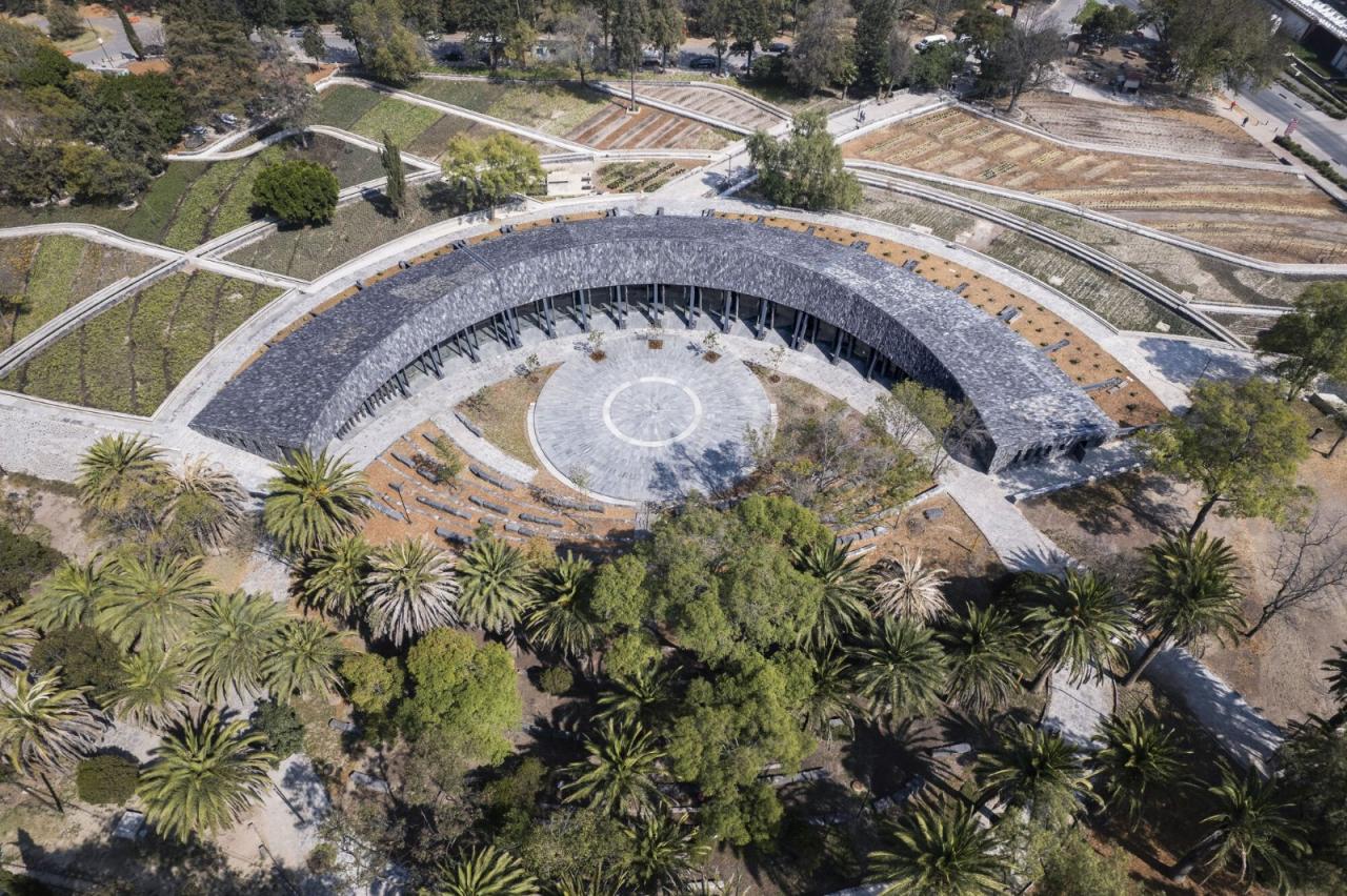 BIM建筑|覆盖在大地上，查普尔特佩克环境文化中心 / ERREqERRE Arquitectura y Urbanismo + Taller ID