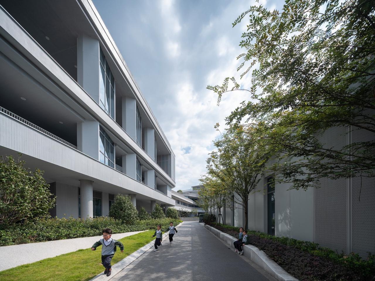 BIM建筑|对话童心，天性乐园：杭州江南实验学校教育集团江晖小学 / 浙江大学建筑设计研究院