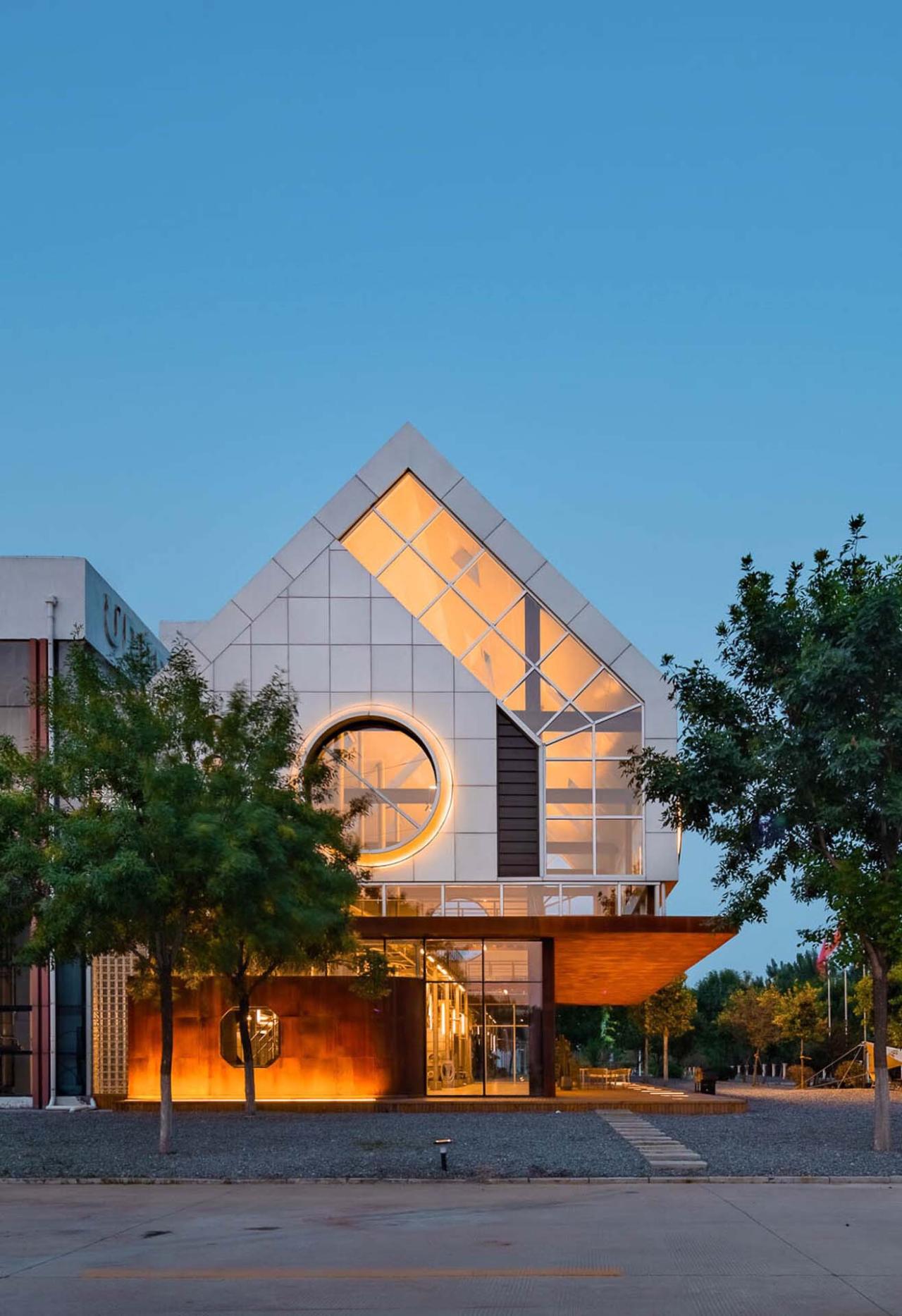 BIM建筑|URBREW精酿糖化车间 / 呐么lab