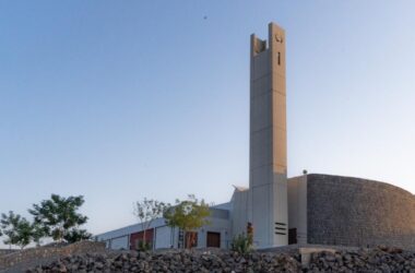 BIM建筑|光与石，Al Gharra 清真寺 / Mohammed Ibrahim Shafee Architectural Office-BIM建筑网