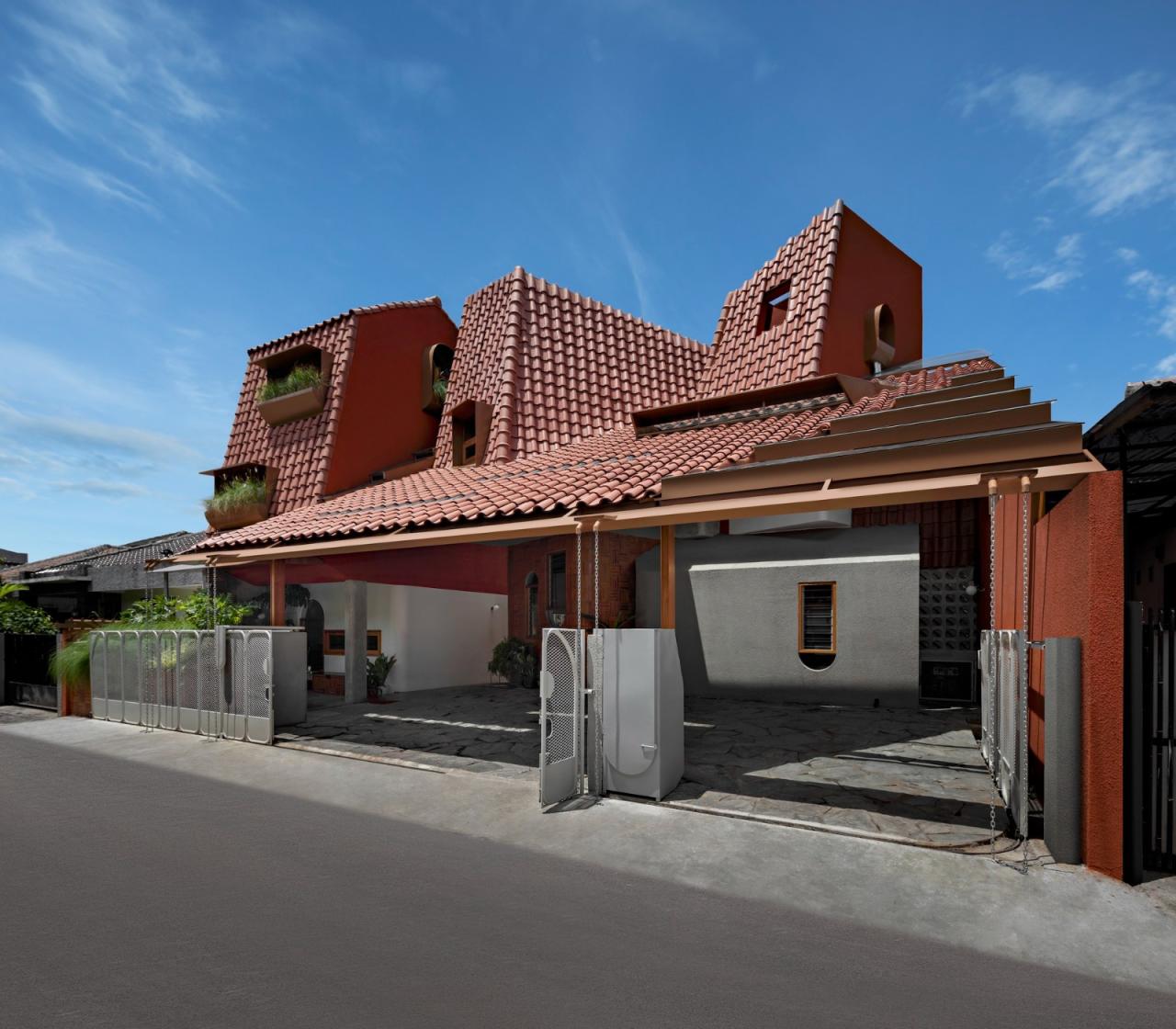 BIM建筑|爪哇屋顶+旋转房间，分心的房子 / Ismail Solehudin Architecture