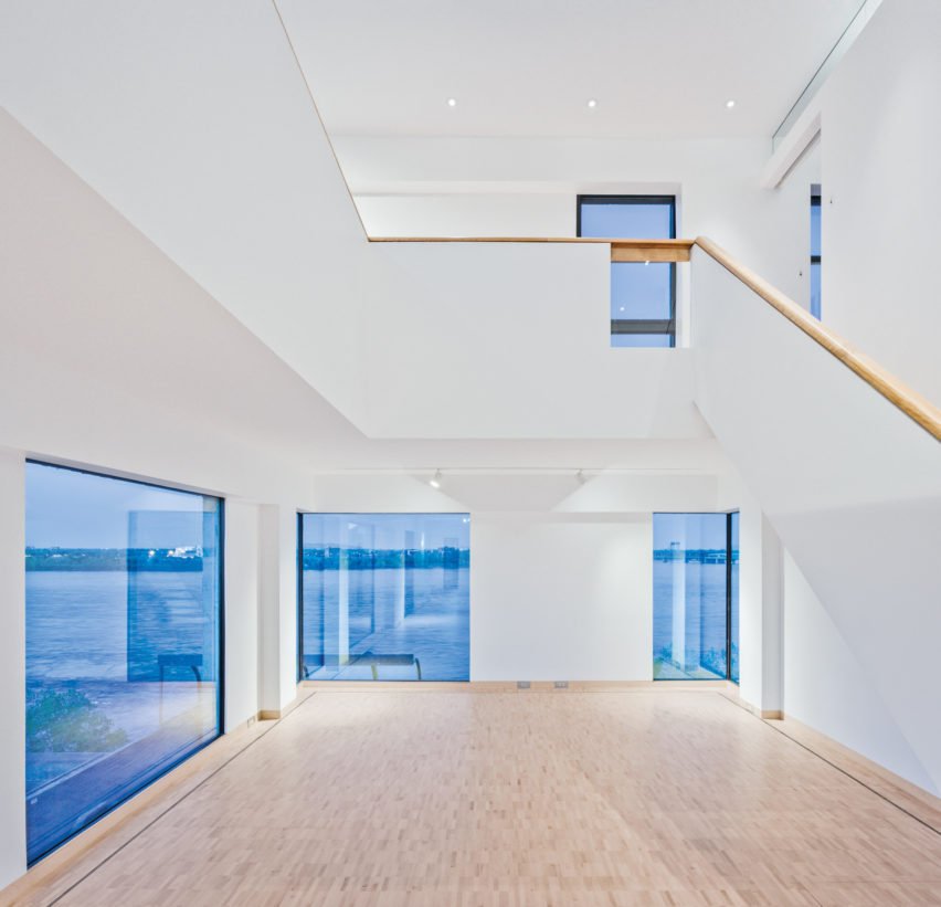 BIM建筑|萨夫迪将他的“67公寓”捐赠给麦吉尔大学